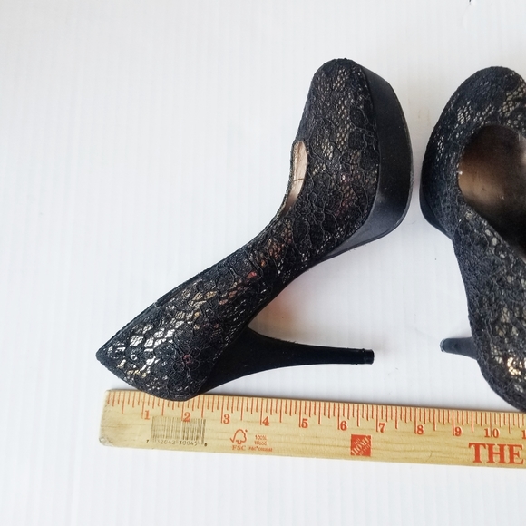 Zigisoho black/champagne lace stilettos - Picture 5 of 8